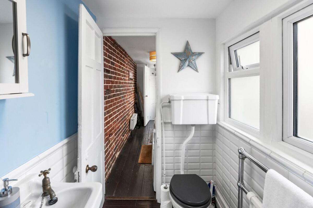 Primal Estates Brighton: Three-bedroom Townhouse With Roof Terrace Brighton