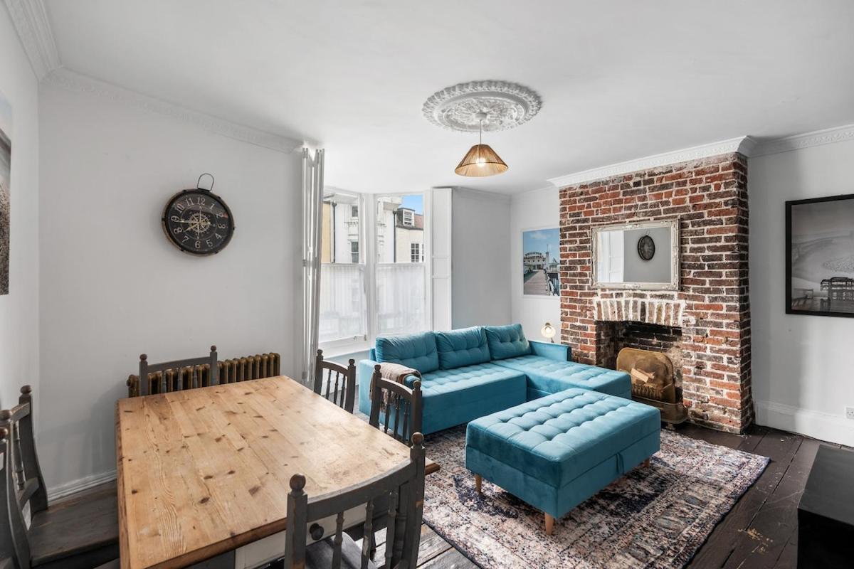 Primal Estates Brighton: Three-bedroom Townhouse With Roof Terrace Apartment Brighton