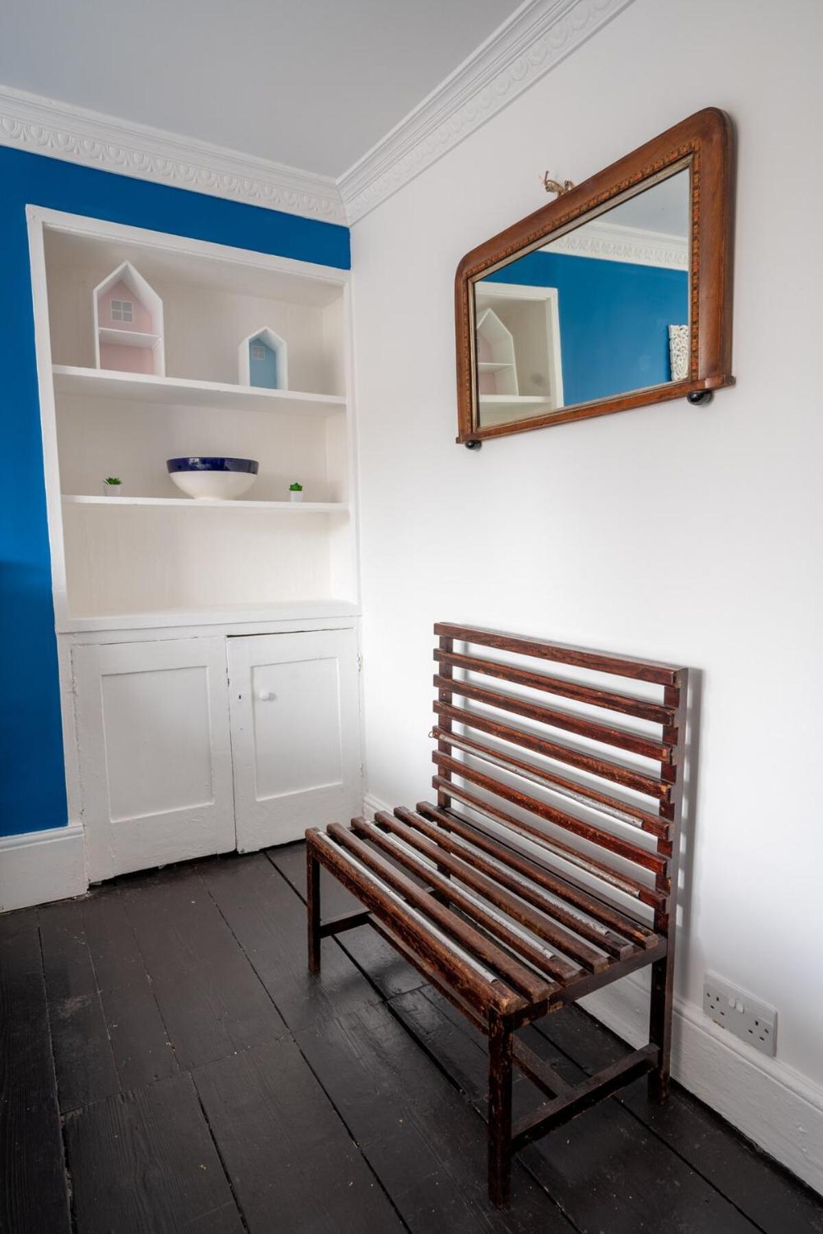 Primal Estates Brighton: Three-bedroom Townhouse With Roof Terrace * Brighton