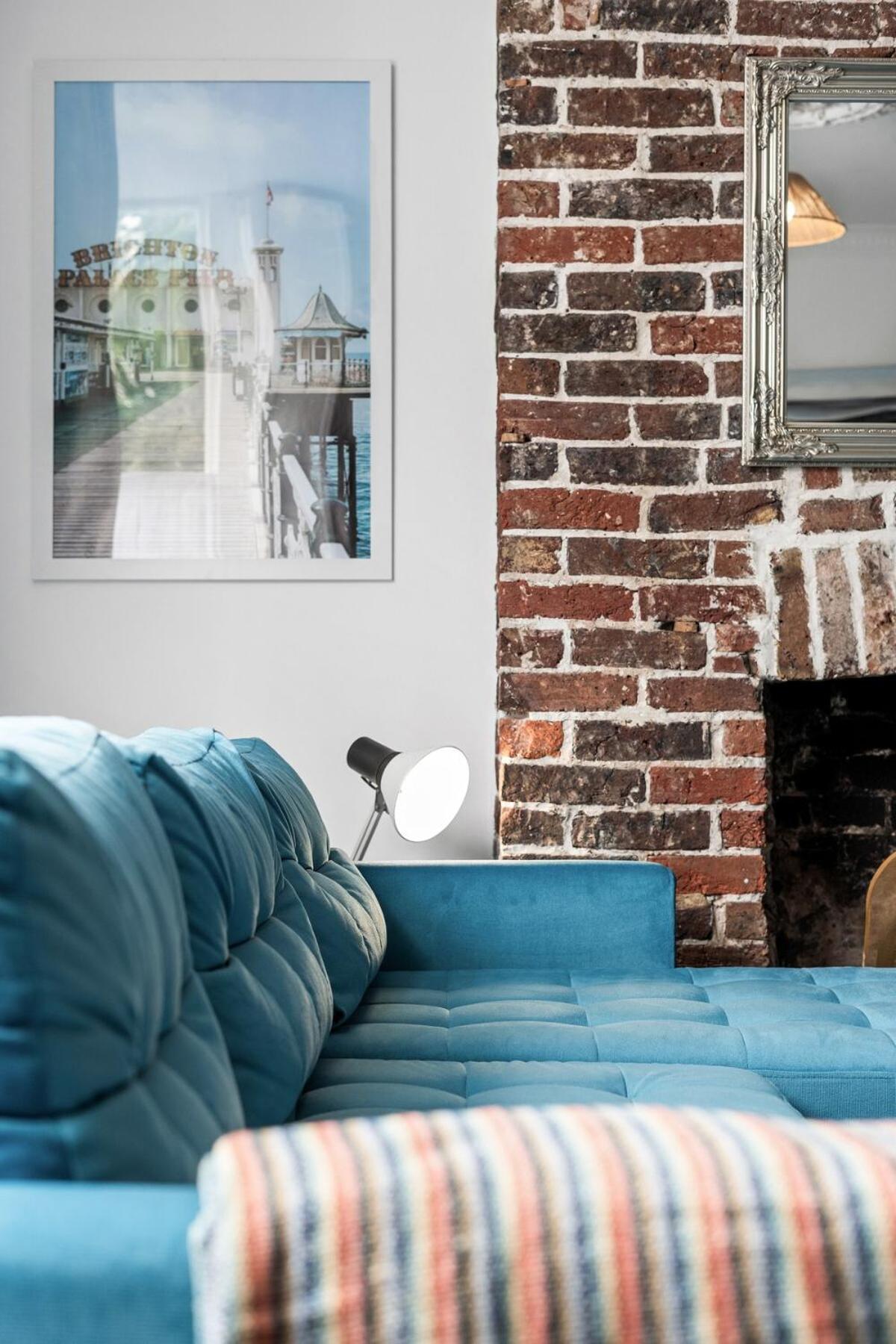 Primal Estates Brighton: Three-bedroom Townhouse With Roof Terrace Apartment *