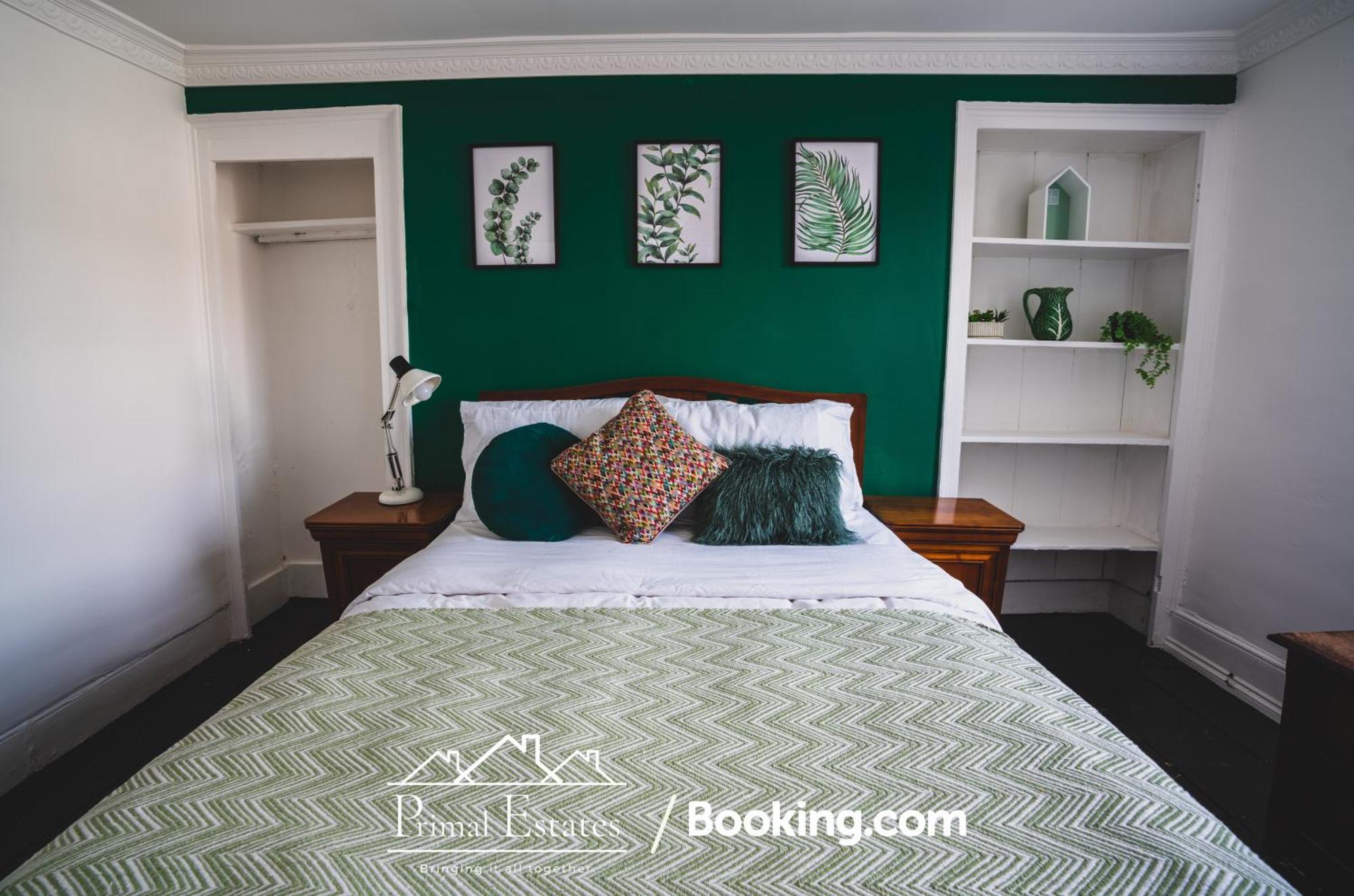 Primal Estates Brighton: Three-bedroom Townhouse With Roof Terrace