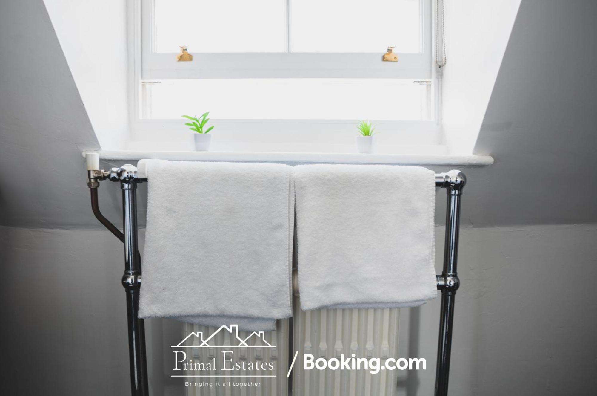 Primal Estates Brighton: Three-bedroom Townhouse With Roof Terrace Brighton